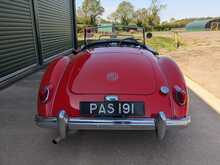MG A Roadster - U107