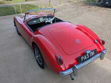 MG A Roadster - U107