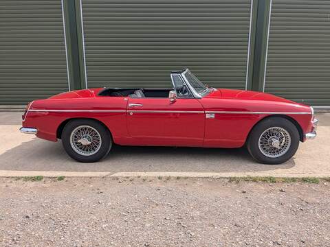 MG MGB 747 4dr Panel Van Manual Petrol
