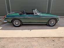 MG MGB  - U127