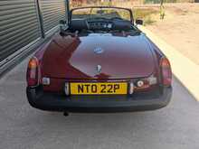 MG MGB  - U132