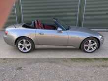 Honda S2000 Roadster - U147