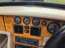 MG RV8 UK model - U86