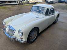MG MGA Coupe 1500 - U91