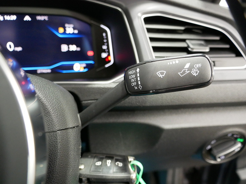 Volkswagen 1.5 TSI EVO R-Line Cabriolet 2dr Petrol Manual Euro 6 (s/s) (150 ps)