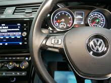 Volkswagen Touran TSI EVO SEL 