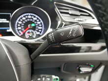 Volkswagen Touran TSI EVO SEL 