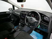 Volkswagen Touran TSI EVO SEL 