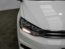 Volkswagen Touran TSI EVO SEL 