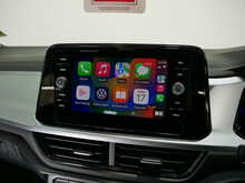 Volkswagen T-Roc TSI Life 