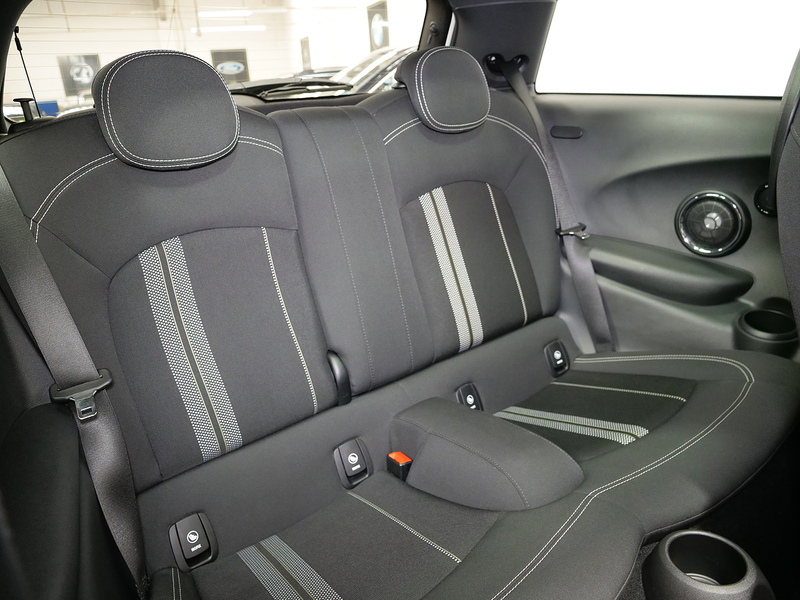 MINI 2.0 John Cooper Works Hatchback 3dr Petrol Manual Euro 6 (s/s) (231 ps)