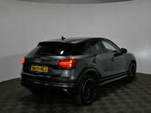 Audi Q2 TFSI Black Edition 