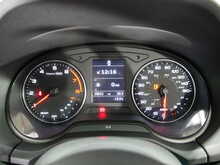 Audi Q2 TFSI Black Edition 