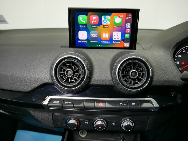 Audi 1.0 TFSI 30 Black Edition SUV 5dr Petrol Manual Euro 6 (s/s) (116 ps)