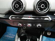 Audi Q2 TFSI Black Edition 