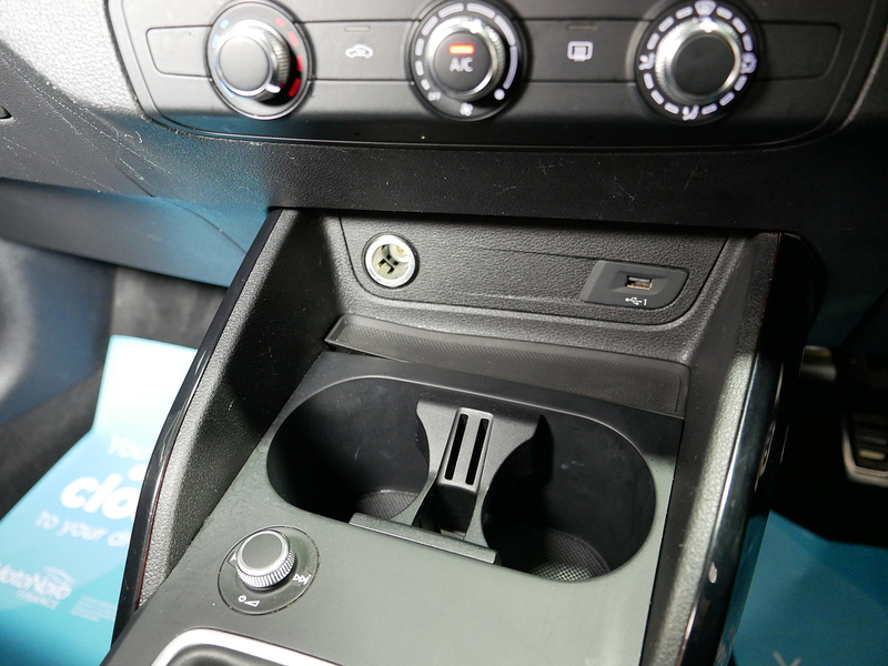 Audi 1.0 TFSI 30 Black Edition SUV 5dr Petrol Manual Euro 6 (s/s) (116 ps)