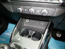 Audi Q2 TFSI Black Edition 