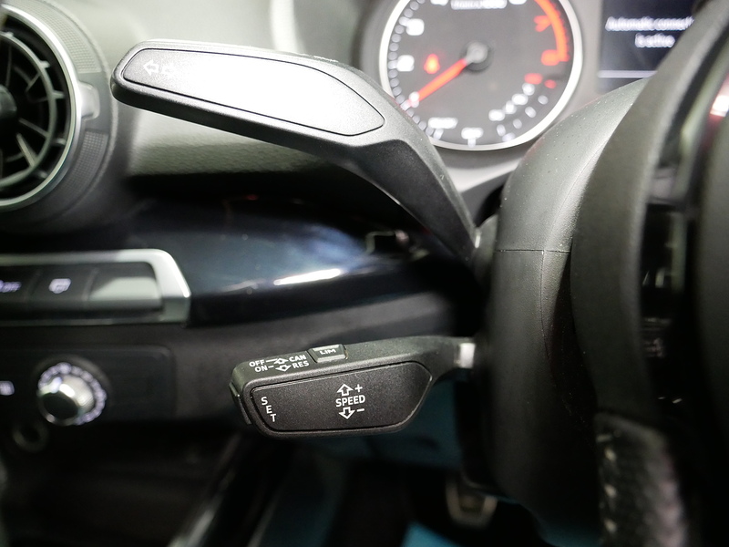 Audi 1.0 TFSI 30 Black Edition SUV 5dr Petrol Manual Euro 6 (s/s) (116 ps)