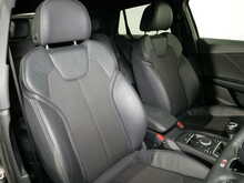 Audi Q2 TFSI Black Edition 