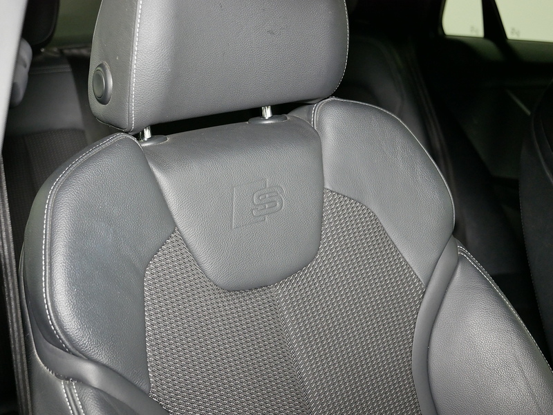 Audi 1.0 TFSI 30 Black Edition SUV 5dr Petrol Manual Euro 6 (s/s) (116 ps)