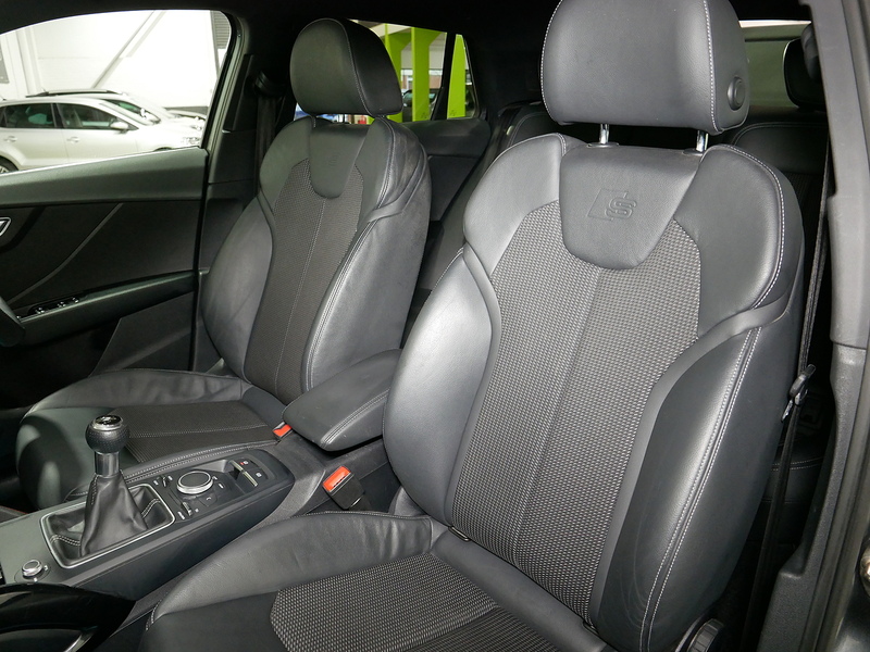 Audi 1.0 TFSI 30 Black Edition SUV 5dr Petrol Manual Euro 6 (s/s) (116 ps)