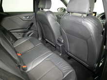 Audi Q2 TFSI Black Edition 