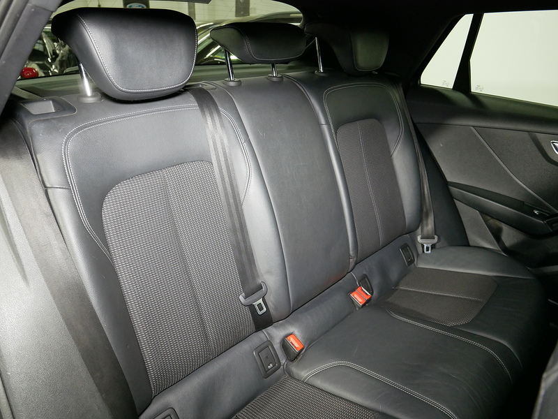 Audi 1.0 TFSI 30 Black Edition SUV 5dr Petrol Manual Euro 6 (s/s) (116 ps)