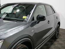 Audi Q2 TFSI Black Edition 