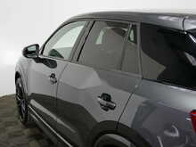 Audi Q2 TFSI Black Edition 