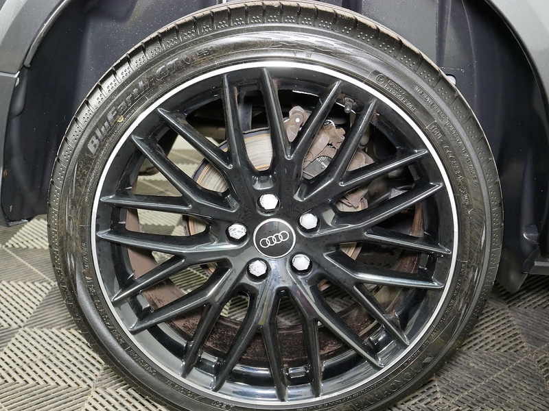 Audi 1.0 TFSI 30 Black Edition SUV 5dr Petrol Manual Euro 6 (s/s) (116 ps)