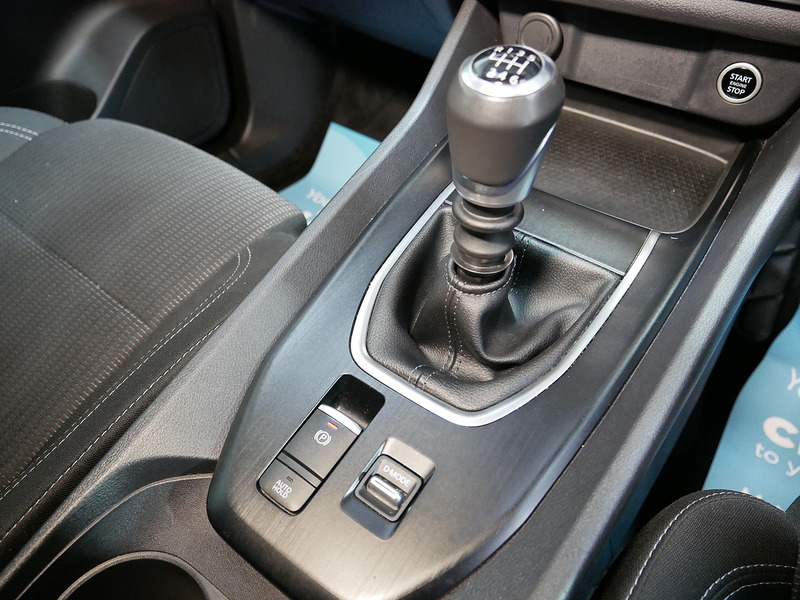 Nissan 1.3 DIG-T MHEV Acenta Premium SUV 5dr Petrol Hybrid Manual Euro 6 (s/s) (140 ps)