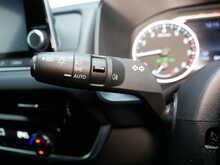 Nissan Qashqai DIG-T MHEV Acenta Premium 