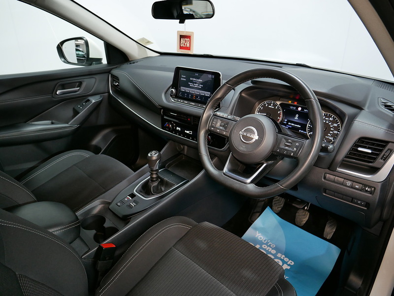Nissan 1.3 DIG-T MHEV Acenta Premium SUV 5dr Petrol Hybrid Manual Euro 6 (s/s) (140 ps)