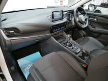 Nissan Qashqai DIG-T MHEV Acenta Premium 