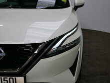 Nissan Qashqai DIG-T MHEV Acenta Premium 