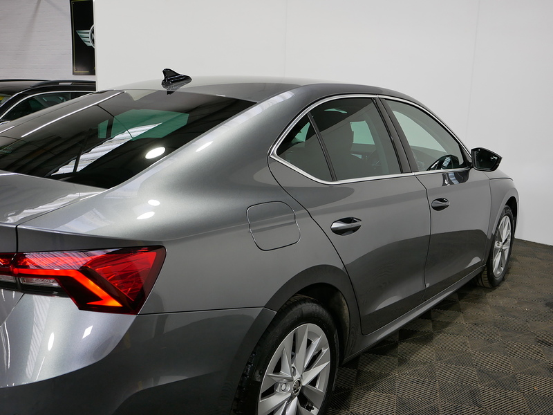 Skoda 1.5 TSI ACT SE L Hatchback 5dr Petrol Manual Euro 6 (s/s) (150 ps)