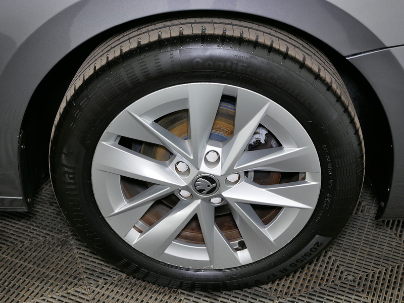 Skoda 1.5 TSI ACT SE L Hatchback 5dr Petrol Manual Euro 6 (s/s) (150 ps)