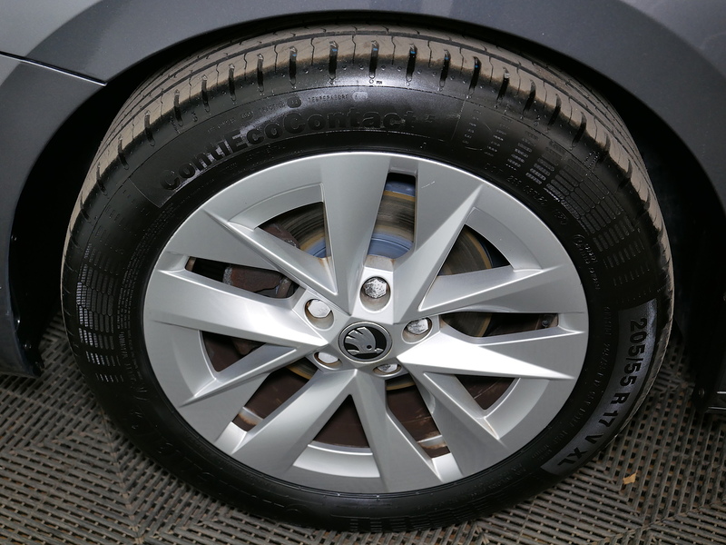 Skoda 1.5 TSI ACT SE L Hatchback 5dr Petrol Manual Euro 6 (s/s) (150 ps)