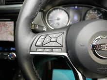 Nissan Qashqai DIG-T Acenta Premium 