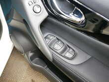 Nissan Qashqai DIG-T Acenta Premium 