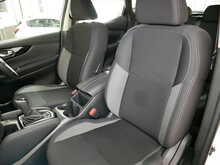 Nissan Qashqai DIG-T Acenta Premium 
