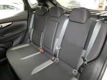 Nissan Qashqai DIG-T Acenta Premium 