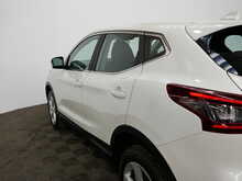 Nissan Qashqai DIG-T Acenta Premium 