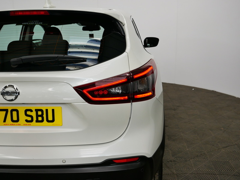 Nissan 1.3 DIG-T Acenta Premium SUV 5dr Petrol DCT Auto Euro 6 (s/s) (160 ps)