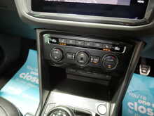 Volkswagen Tiguan TDI R-Line Tech 