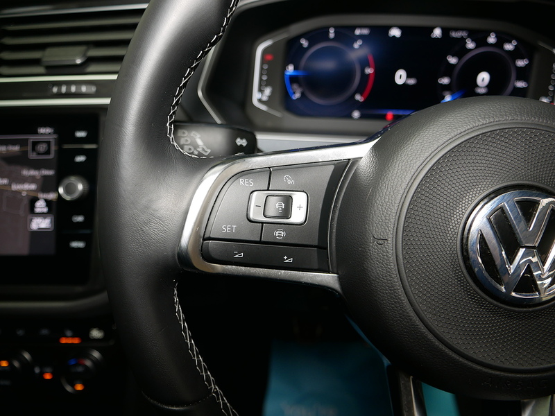 Volkswagen 2.0 TDI R-Line Tech SUV 5dr Diesel DSG Euro 6 (s/s) (150 ps)