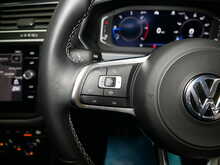 Volkswagen Tiguan TDI R-Line Tech 