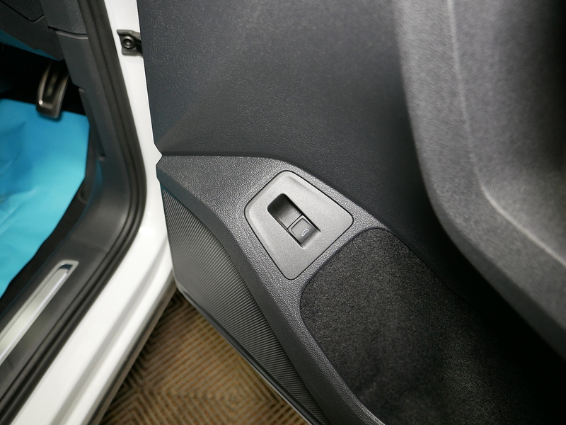 Volkswagen 2.0 TDI R-Line Tech SUV 5dr Diesel DSG Euro 6 (s/s) (150 ps)