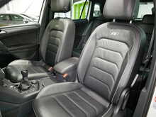 Volkswagen Tiguan TDI R-Line Tech 