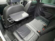 Volkswagen Tiguan TDI R-Line Tech 